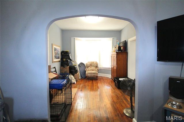 2202 Mills Avenue, Alton, IL 62002