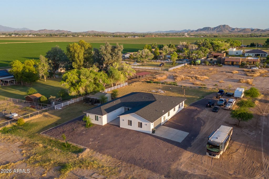 22531 W HARWELL Road, Buckeye, AZ 85326 — photo 5