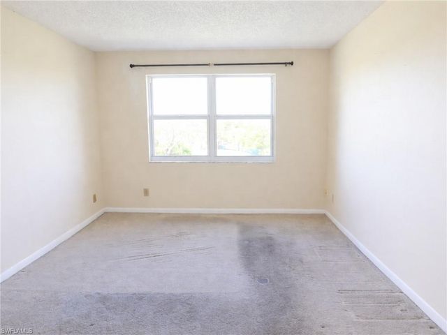 4380 27th ST SW 407, Naples, FL 34116