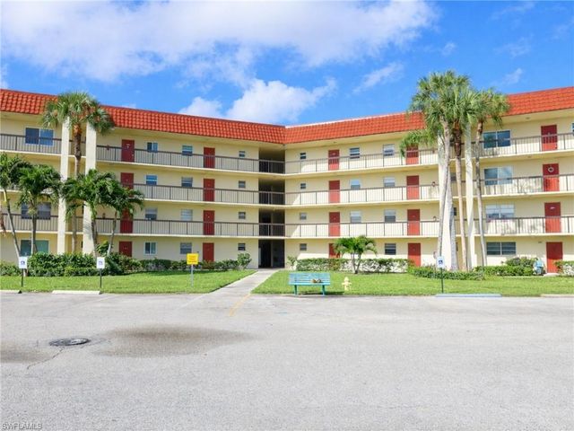 4380 27th ST SW 407, Naples, FL 34116