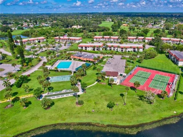 4380 27th ST SW 407, Naples, FL 34116