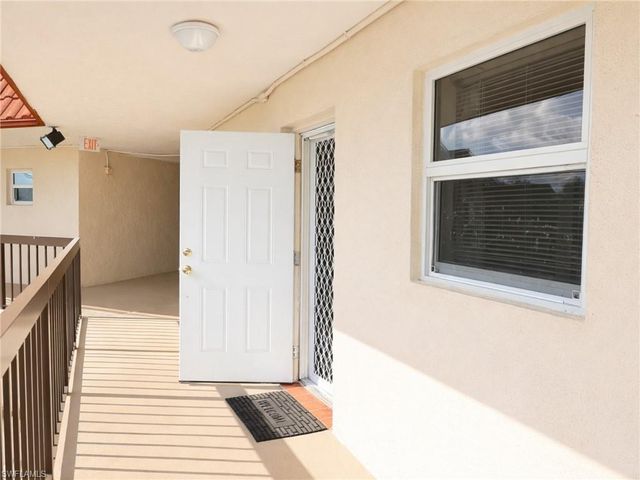 4380 27th ST SW 407, Naples, FL 34116