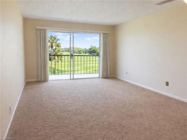 4380 27th ST SW 407, Naples, FL 34116