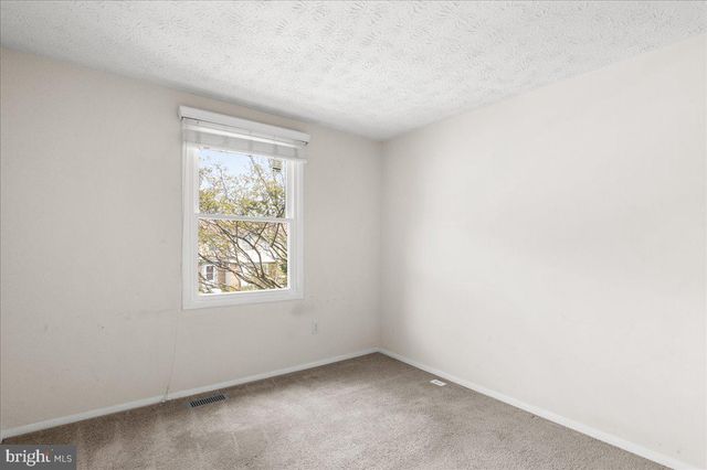8315 BARK TREE CT, Springfield, VA 22153