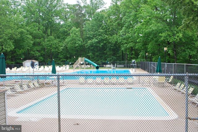 8315 BARK TREE CT, Springfield, VA 22153