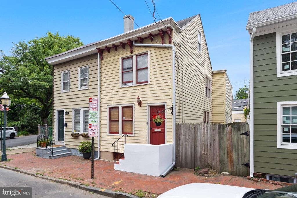 255 CLAY ST, Trenton, NJ 08611