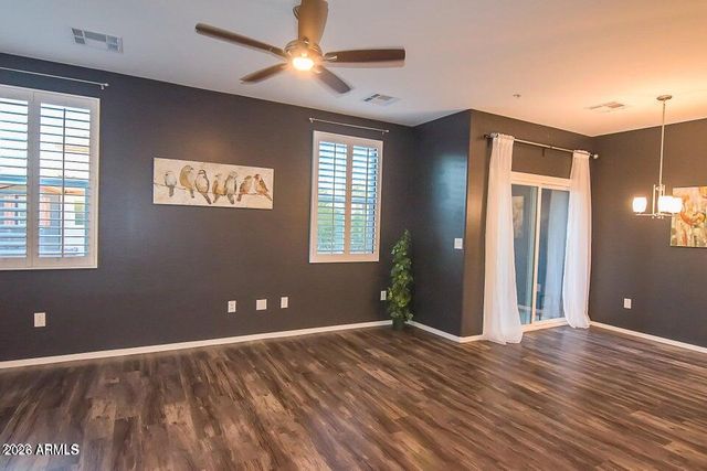 2362 E HUNTINGTON Drive, Phoenix, AZ 85040