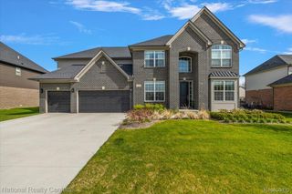 1283 Bloomingdale Drive, Troy, MI 48085
