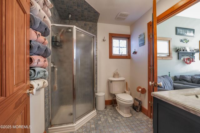 25b Carroll Avenue, Tuckerton, NJ 08087