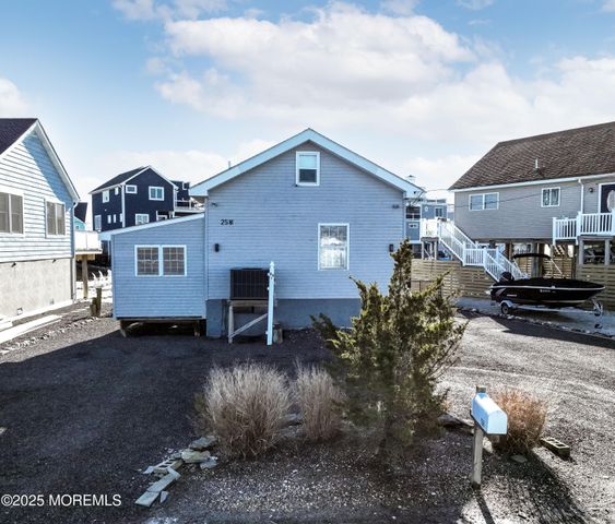 25b Carroll Avenue, Tuckerton, NJ 08087