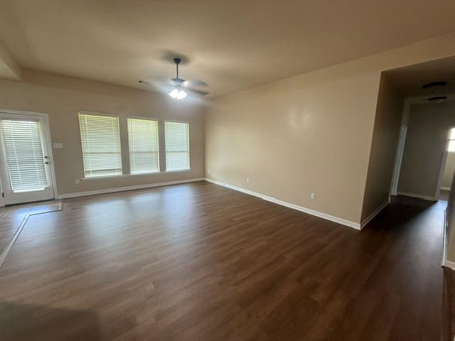 192 Carriage Way, Thibodaux, LA 70301