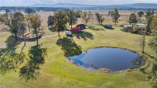 23251 W State Hwy 10, Havana, AR 72842