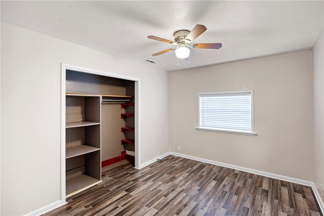 23251 W State Hwy 10, Havana, AR 72842