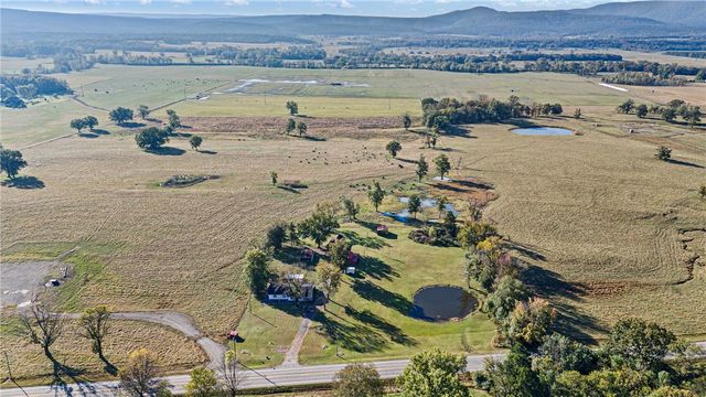 23251 W State Hwy 10, Havana, AR 72842