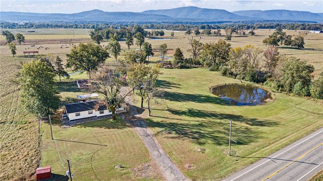 23251 W State Hwy 10, Havana, AR 72842