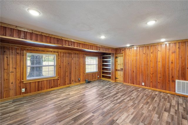 23251 W State Hwy 10, Havana, AR 72842