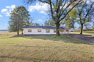 23251 W State Hwy 10, Havana, AR 72842