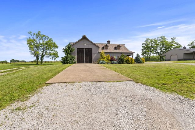 300 Keller Waits Lane, Cynthiana, KY 41031