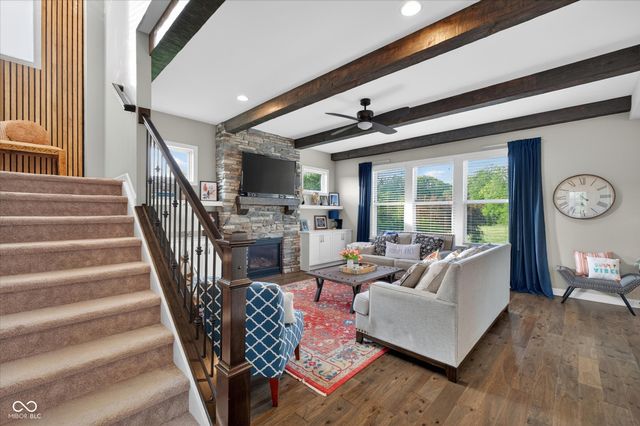 6507 Regents Park Court, Zionsville, IN 46077