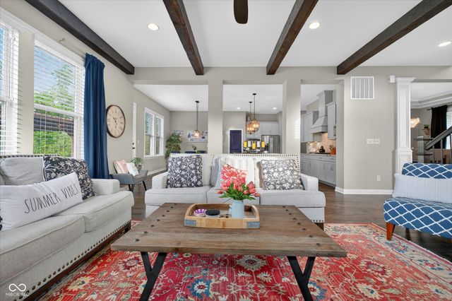 6507 Regents Park Court, Zionsville, IN 46077