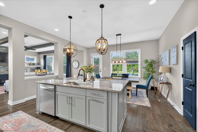 6507 Regents Park Court, Zionsville, IN 46077