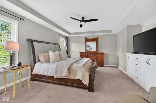 6507 Regents Park Court, Zionsville, IN 46077