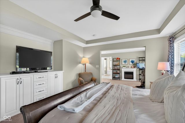 6507 Regents Park Court, Zionsville, IN 46077