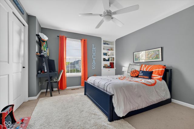 6507 Regents Park Court, Zionsville, IN 46077