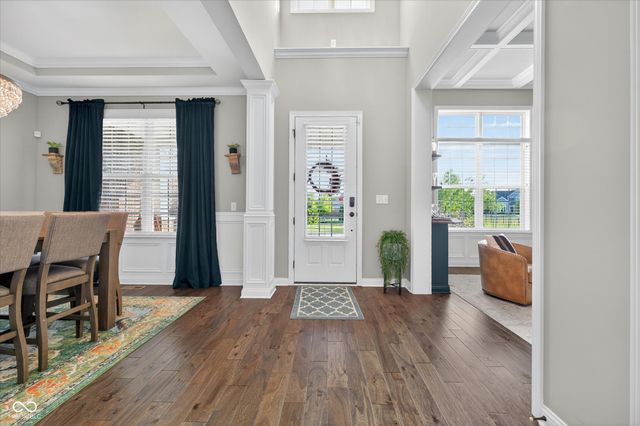 6507 Regents Park Court, Zionsville, IN 46077