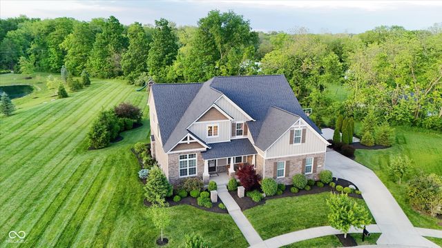 6507 Regents Park Court, Zionsville, IN 46077