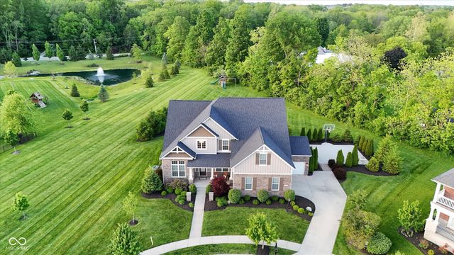 6507 Regents Park Court, Zionsville, IN 46077