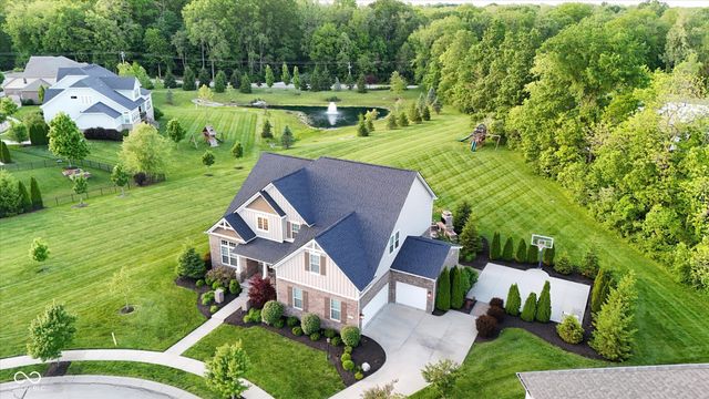 6507 Regents Park Court, Zionsville, IN 46077