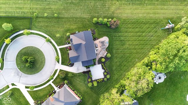 6507 Regents Park Court, Zionsville, IN 46077