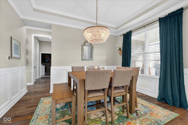 6507 Regents Park Court, Zionsville, IN 46077