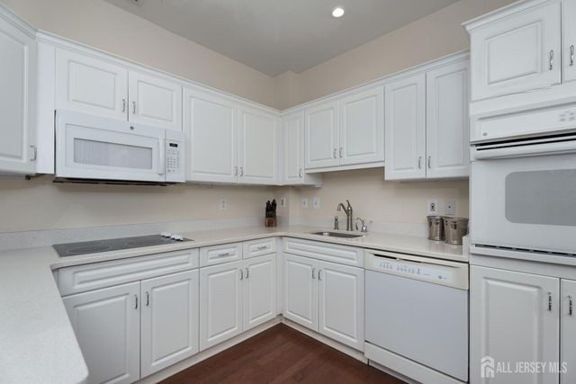 2140 Windrow Drive, Plainsboro, NJ 08540
