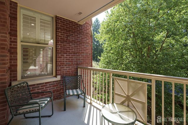 2140 Windrow Drive, Plainsboro, NJ 08540