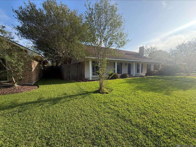 16005 Chickamauga Ave, Baton Rouge, LA 70817