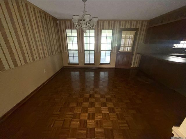 16005 Chickamauga Ave, Baton Rouge, LA 70817