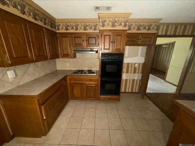 16005 Chickamauga Ave, Baton Rouge, LA 70817