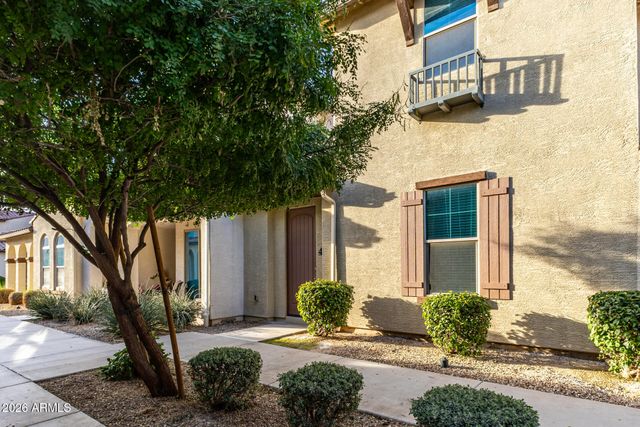 3855 S MCQUEEN Road 41, Chandler, AZ 85286