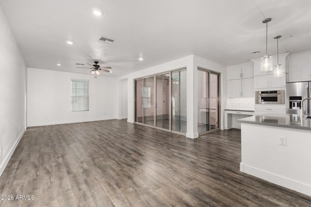 3855 S MCQUEEN Road 41, Chandler, AZ 85286