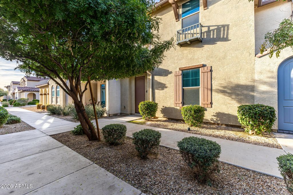 3855 S MCQUEEN Road 41, Chandler, AZ 85286