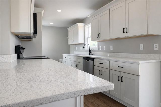 480 Watford Road, Thomasville, NC 27360