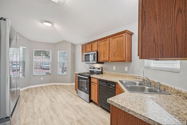 6231 Post Mill, San Antonio, TX 78244