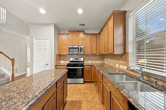 323 Deaton Drive, Fate, TX 75087