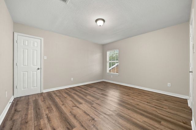 323 Deaton Drive, Fate, TX 75087