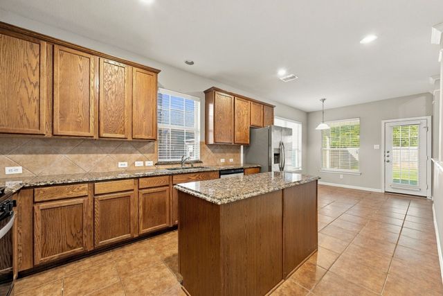 323 Deaton Drive, Fate, TX 75087