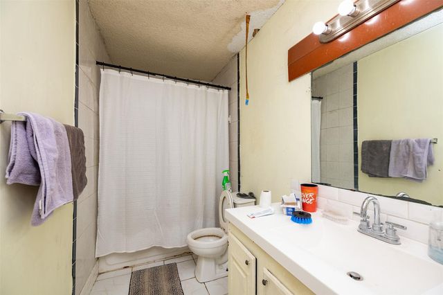 2427 Fairgreen Drive, Missouri City, TX 77489