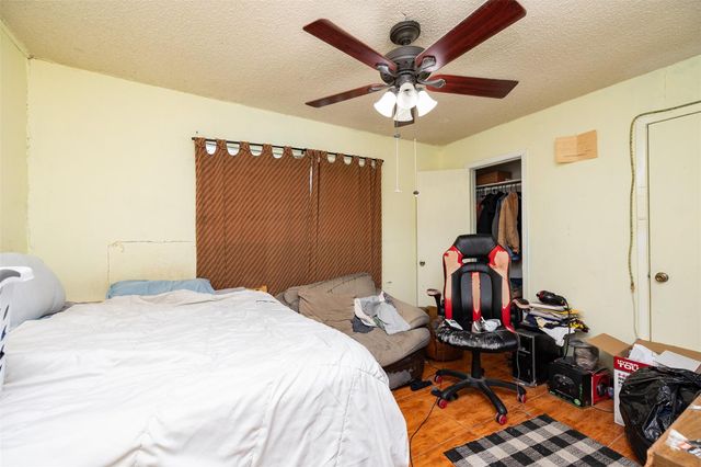 2427 Fairgreen Drive, Missouri City, TX 77489