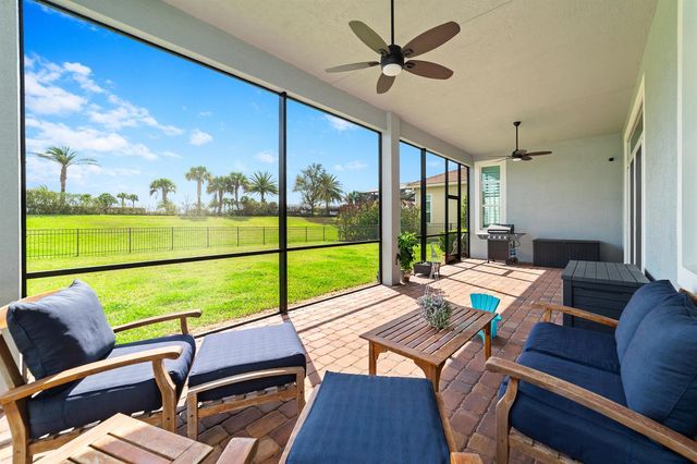 9135 SW Pepoli Way, Port St. Lucie, FL 34987